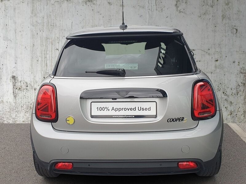 More views of MINI Hatch