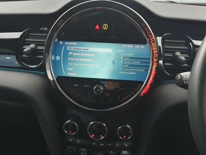 More views of MINI Hatch