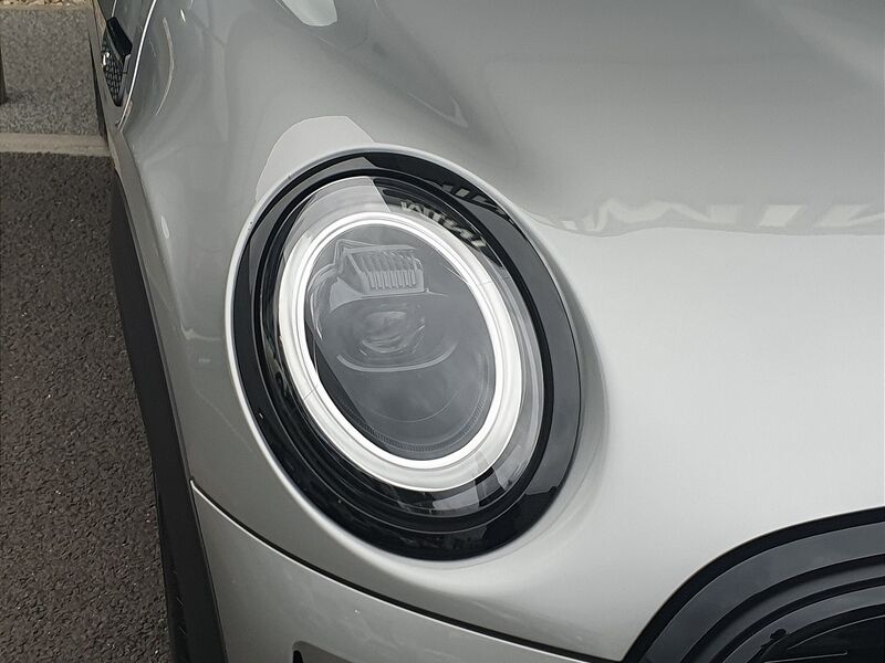 More views of MINI Hatch