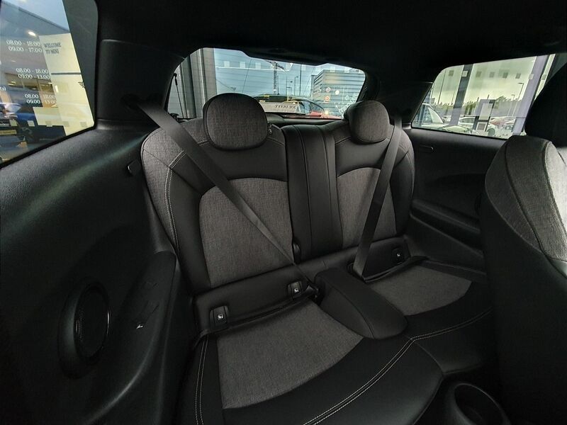 More views of MINI Hatch