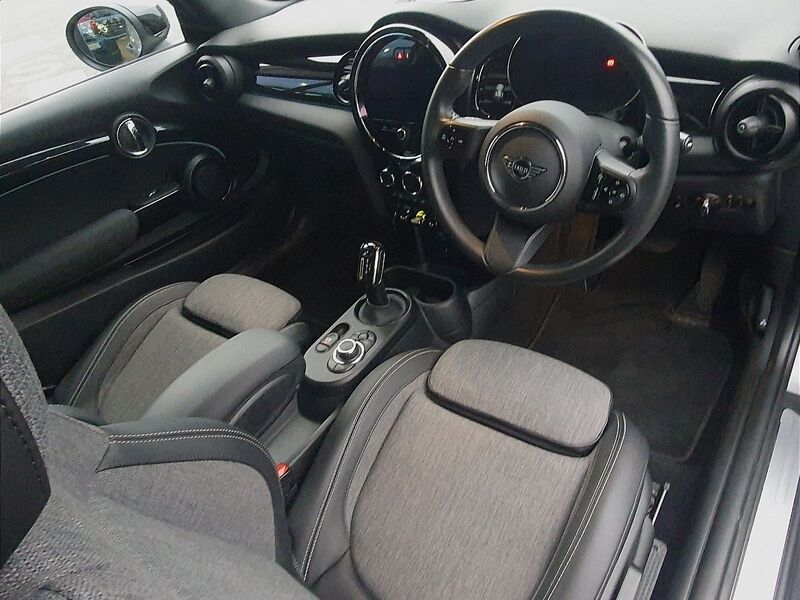 More views of MINI Hatch