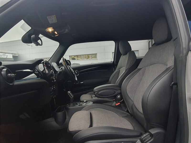 More views of MINI Hatch