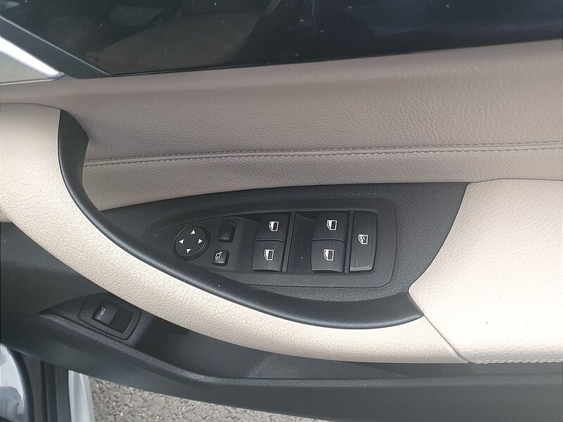 More views of BMW X1