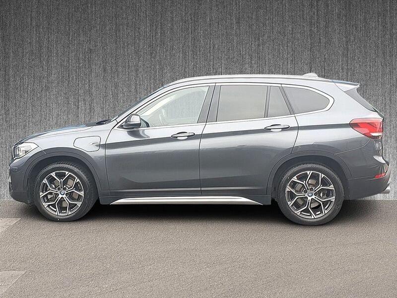 More views of BMW X1