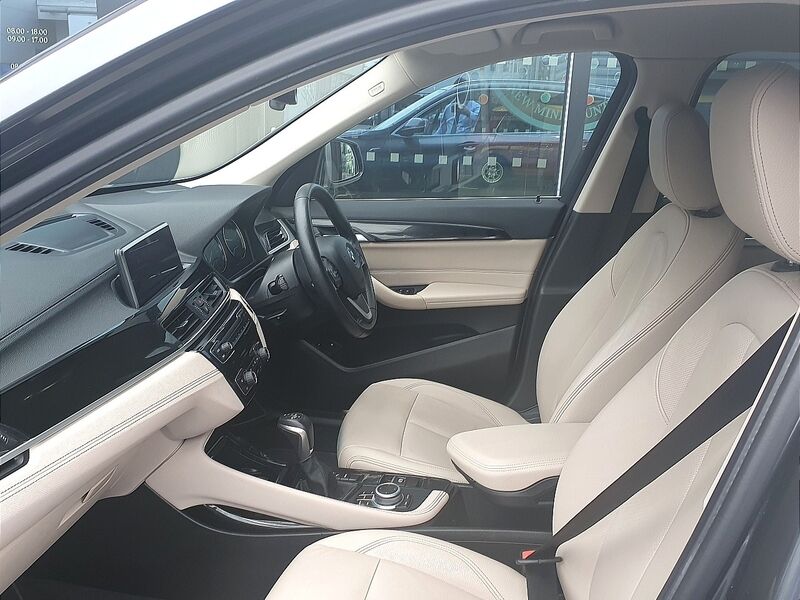 More views of BMW X1