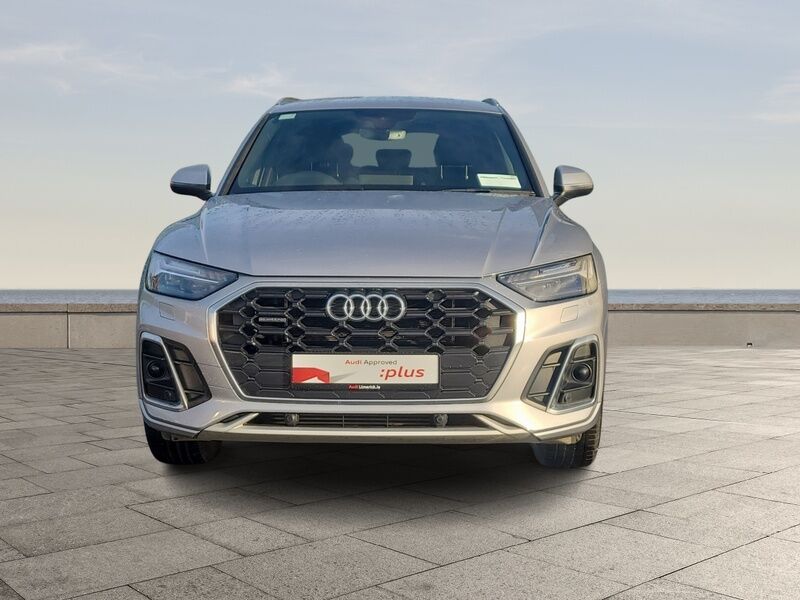 More views of Audi Q5