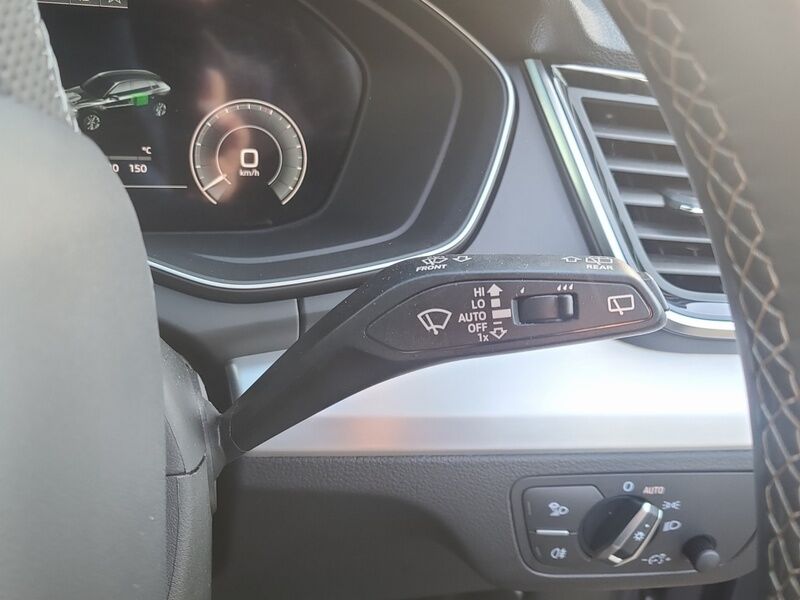 More views of Audi Q5