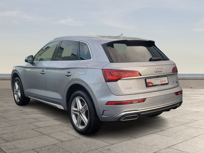 More views of Audi Q5