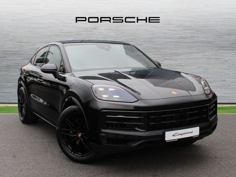 More views of Porsche Cayenne
