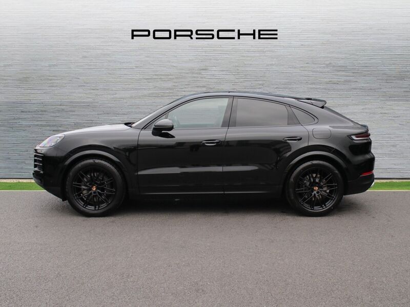 More views of Porsche Cayenne