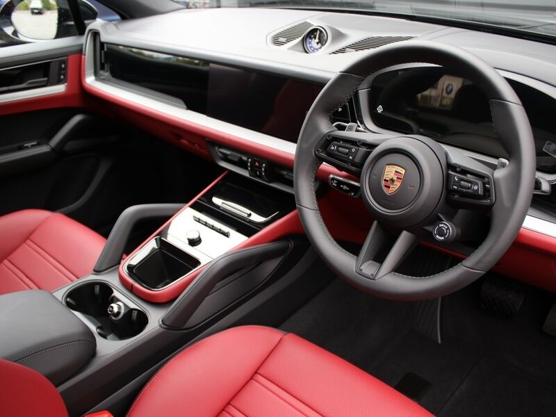 More views of Porsche Cayenne