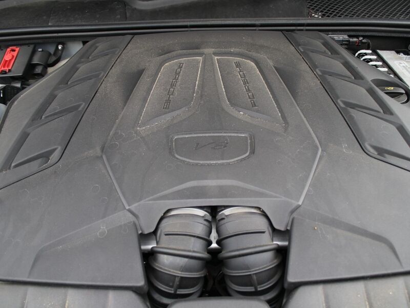 More views of Porsche Cayenne