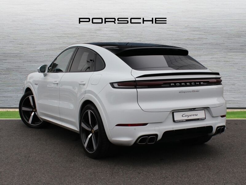 More views of Porsche Cayenne
