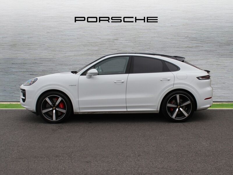 More views of Porsche Cayenne