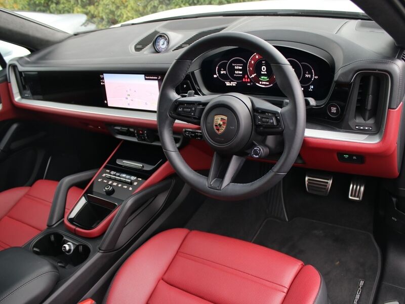 More views of Porsche Cayenne