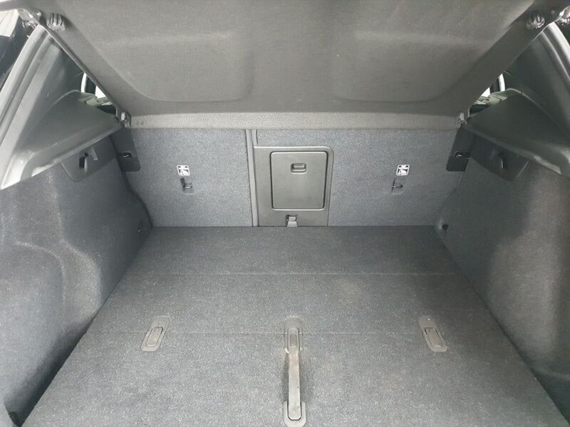 More views of Volvo XC40