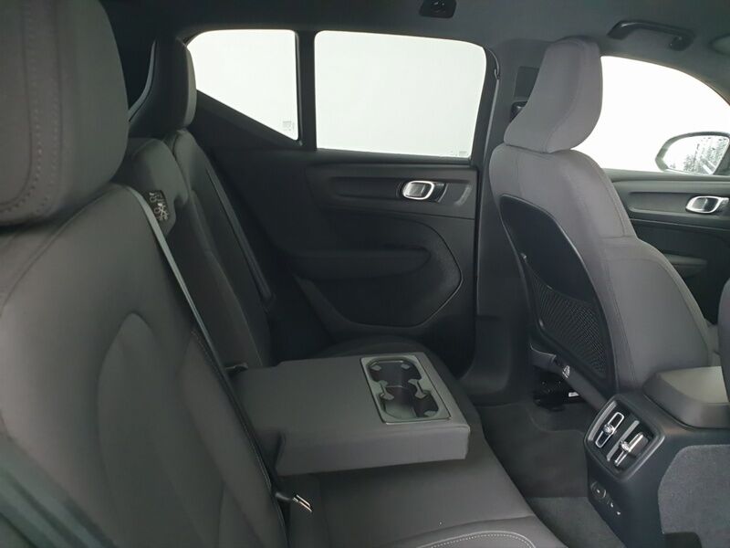 More views of Volvo XC40