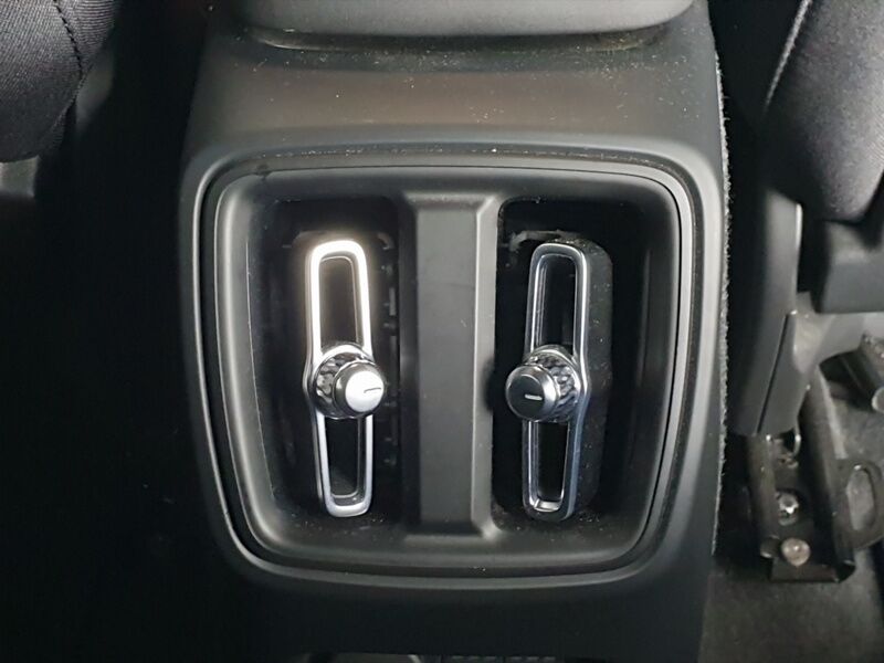 More views of Volvo XC40