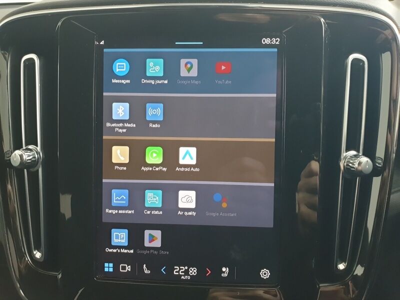 More views of Volvo XC40