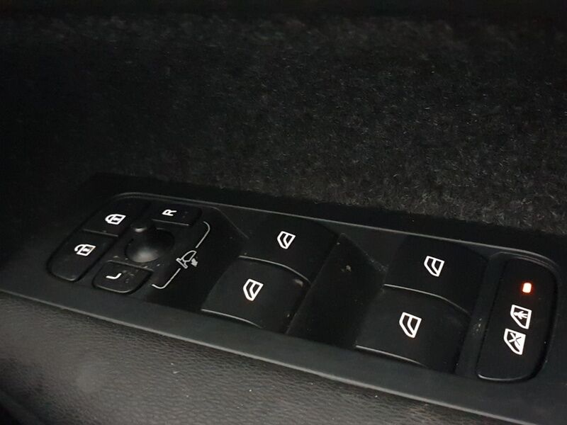 More views of Volvo XC40