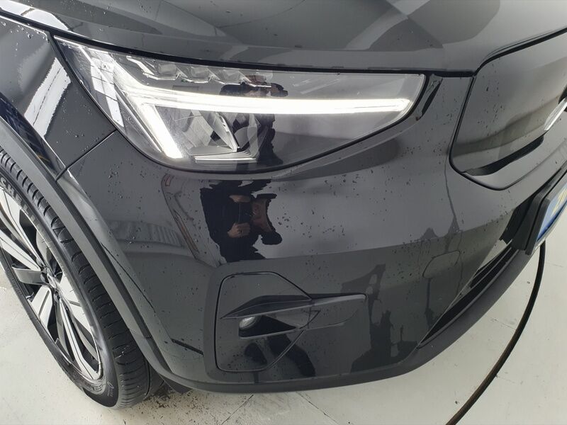 More views of Volvo XC40