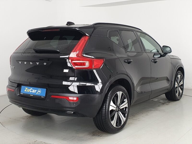 More views of Volvo XC40