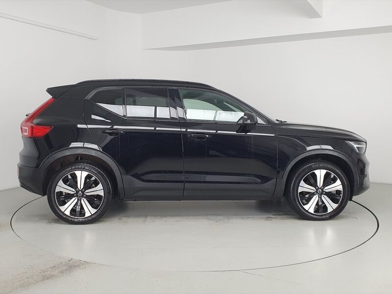 More views of Volvo XC40