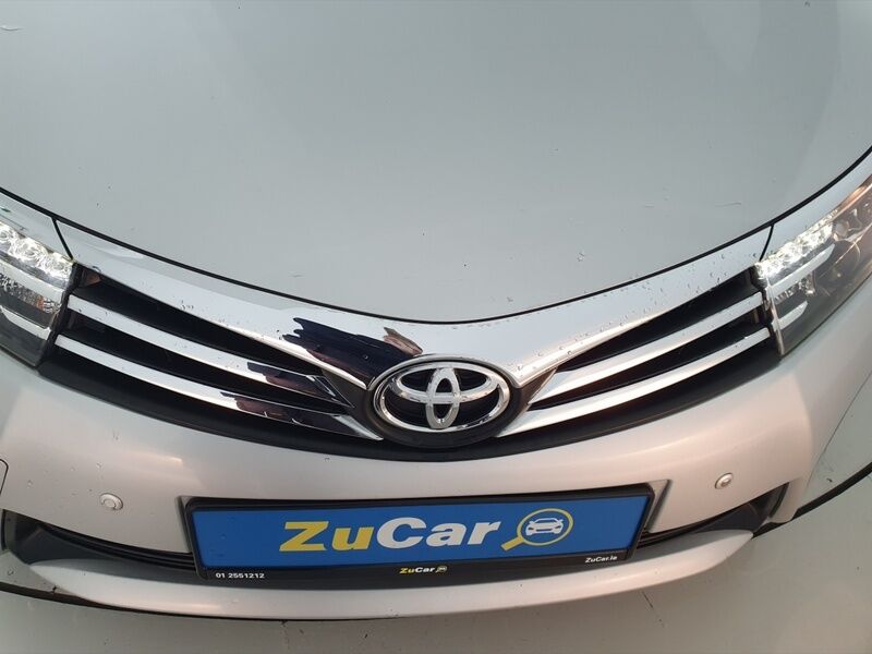 More views of Toyota Corolla