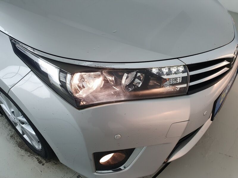 More views of Toyota Corolla