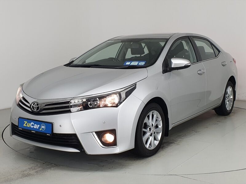 More views of Toyota Corolla