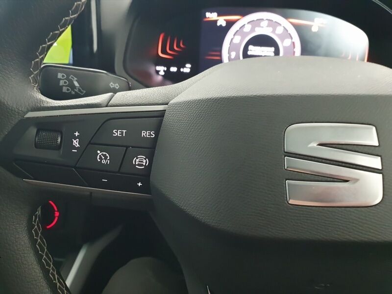 More views of SEAT Arona