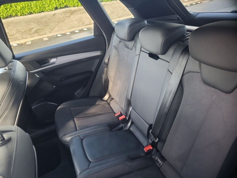 More views of Audi Q5