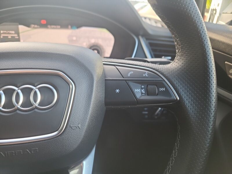 More views of Audi Q5