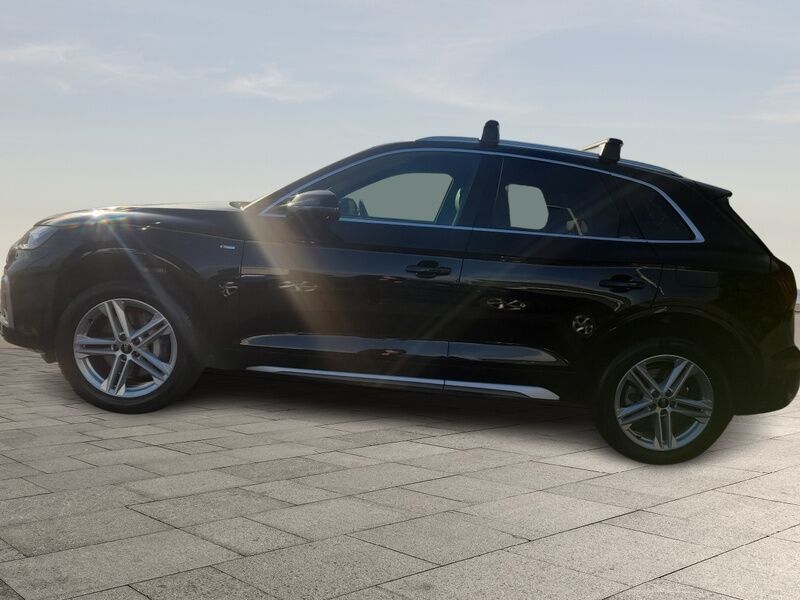 More views of Audi Q5