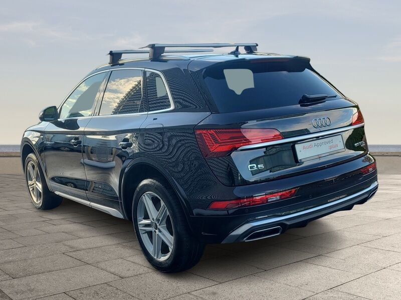 More views of Audi Q5