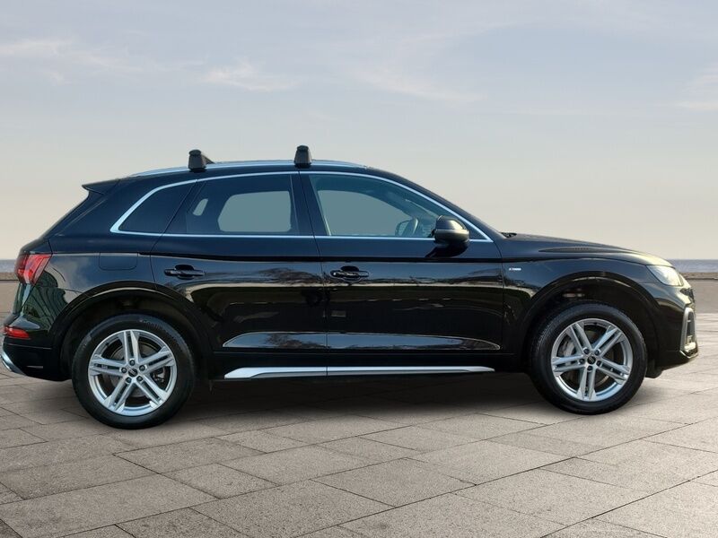 More views of Audi Q5