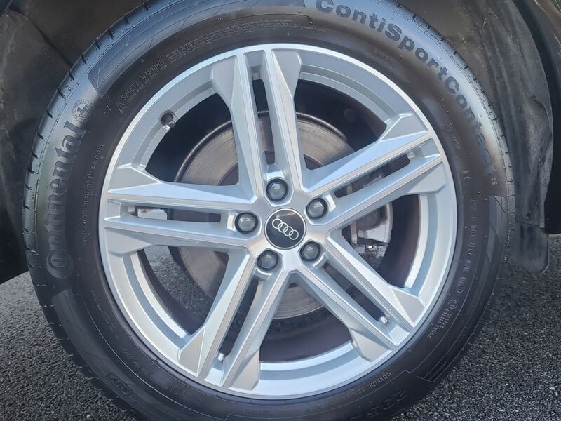 More views of Audi Q5