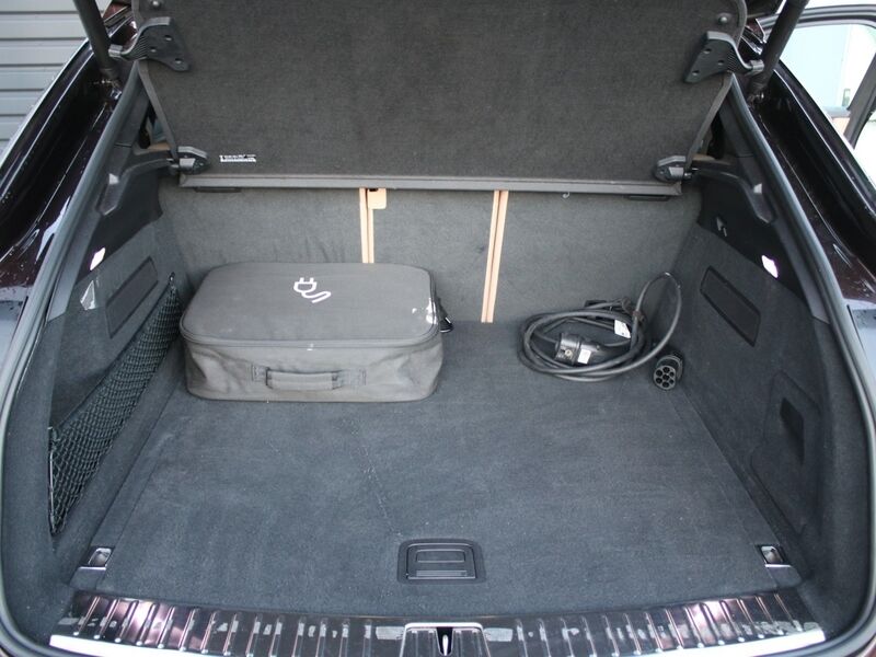 More views of Porsche Cayenne