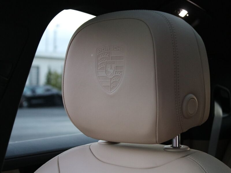 More views of Porsche Cayenne