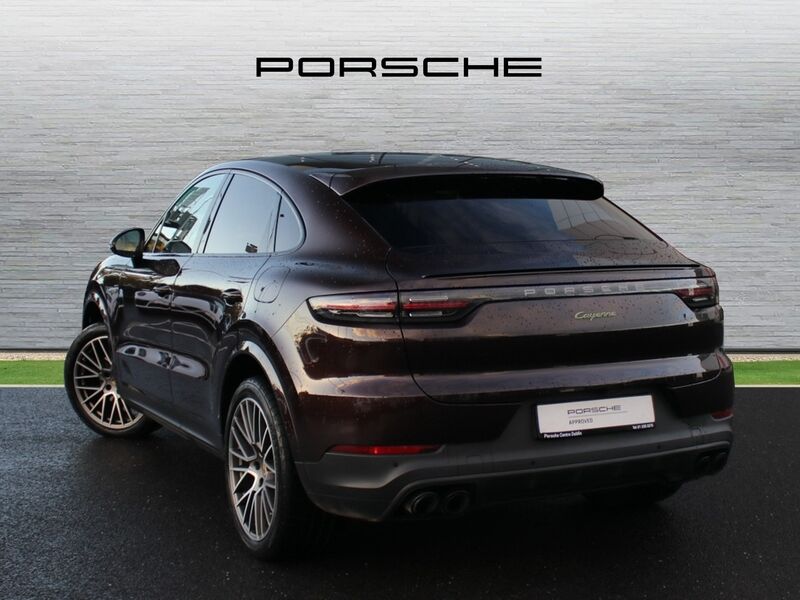 More views of Porsche Cayenne