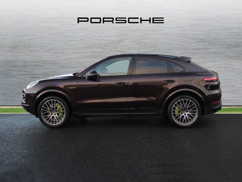 More views of Porsche Cayenne