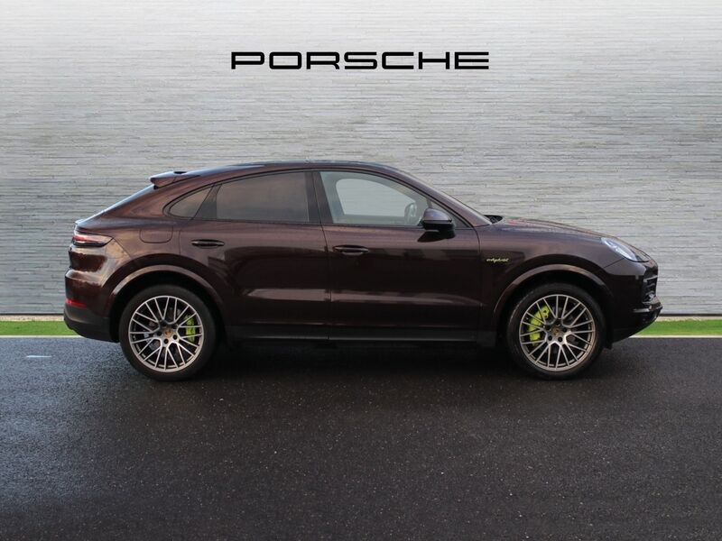 More views of Porsche Cayenne