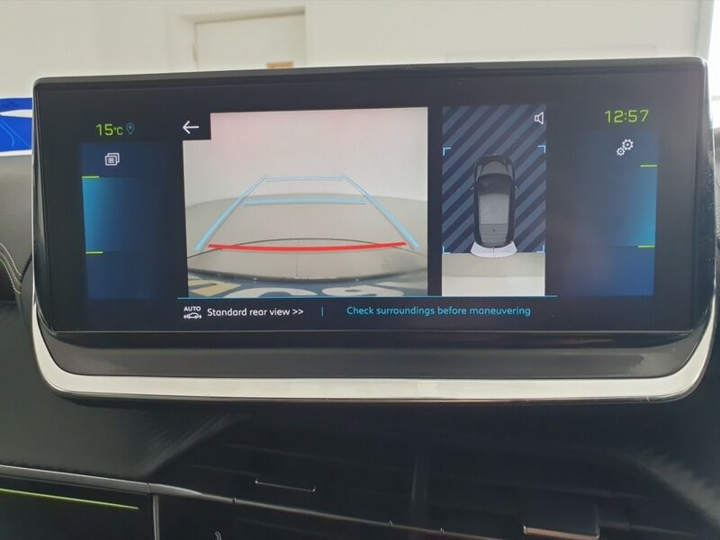 More views of Peugeot 208