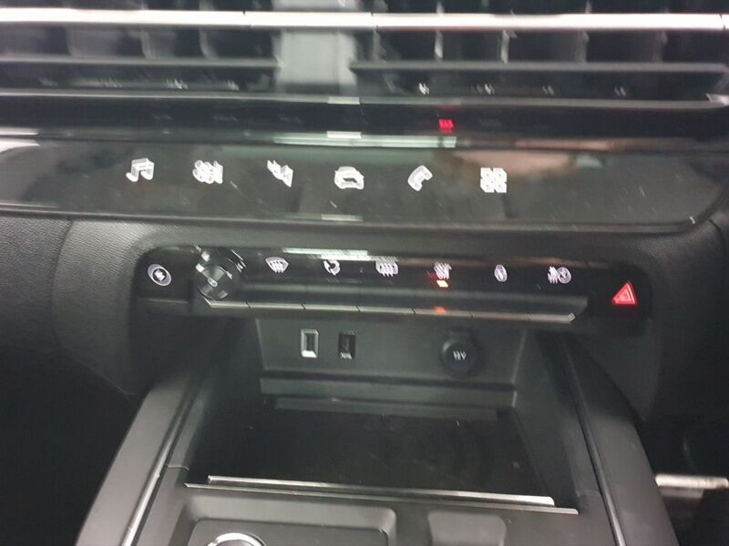 More views of Citroen C5 Aircross