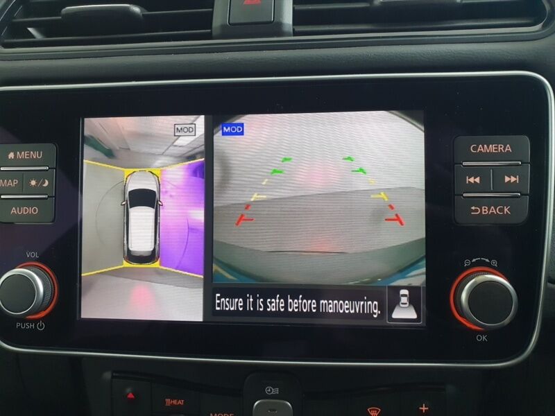 More views of Nissan Leaf