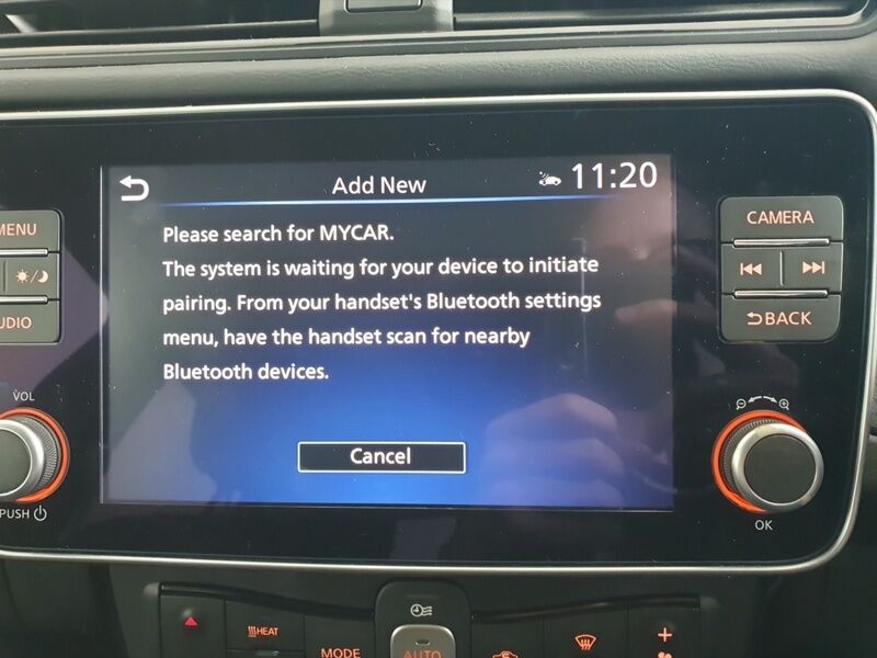 More views of Nissan Leaf