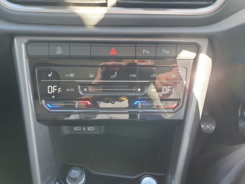 More views of Volkswagen T-Roc