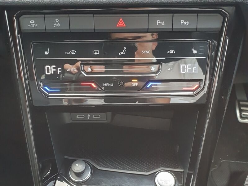 More views of Volkswagen T-Roc