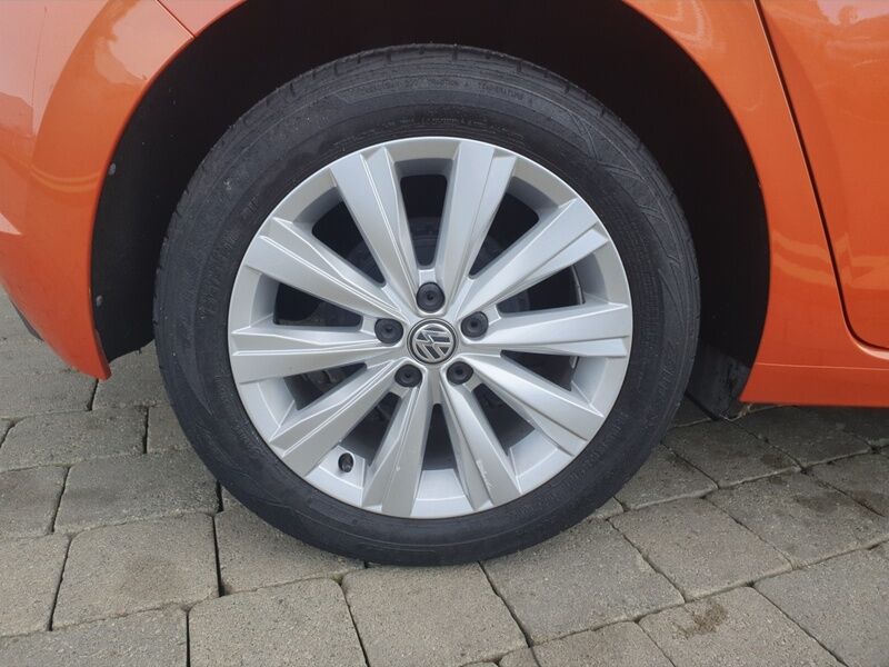 More views of Volkswagen Polo