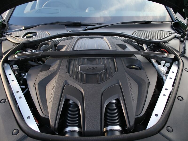 More views of Porsche Panamera